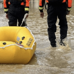 SMALTIRE MATERIALE DANNEGGIATO DALL’ALLUVIONE